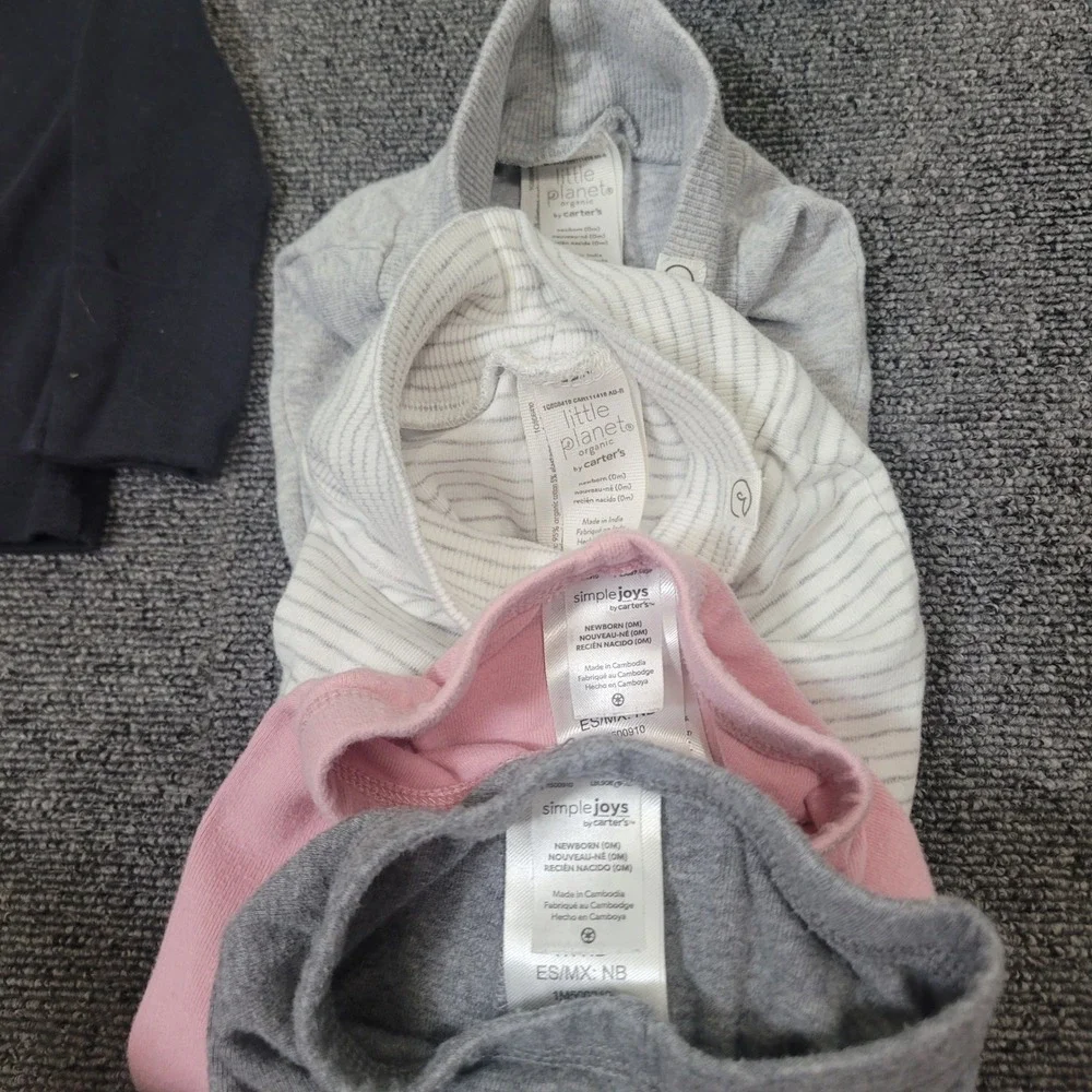 Mixed Brands Lot of 21 Size NB Clothing Bundle Bodysuits Pants 10 Pairs of Socks